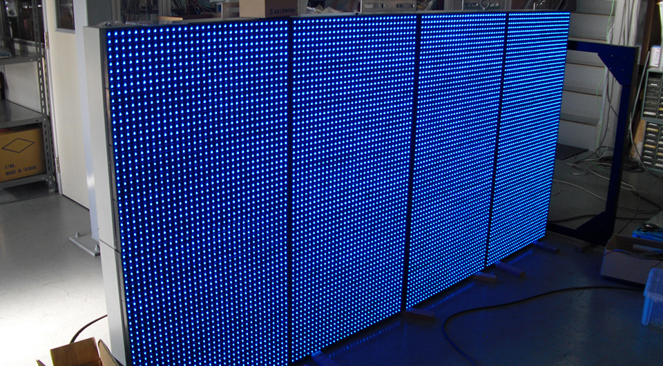 LEDビジョン設置工事/グラフィックシート